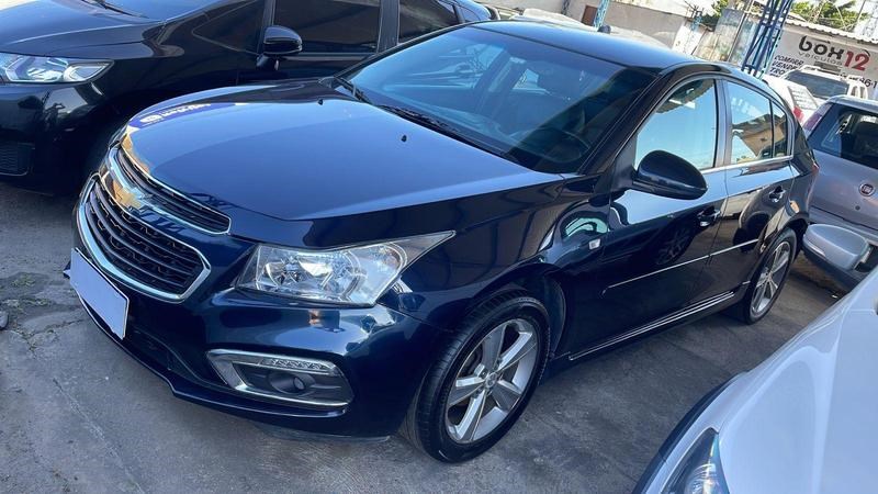 //www.autoline.com.br/carro/chevrolet/cruze-18-hatch-sport-lt-16v-flex-4p-automatico/2015/vila-velha-es/24992986