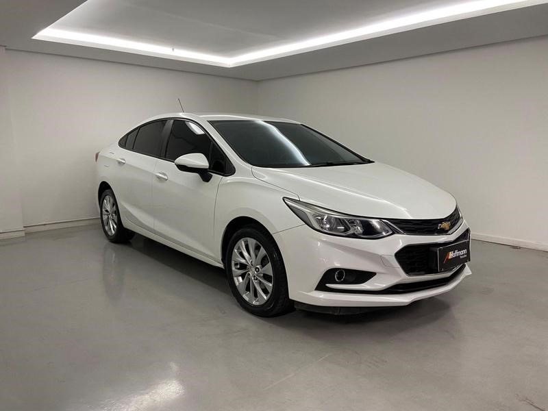 //www.autoline.com.br/carro/chevrolet/cruze-14-sedan-lt-16v-flex-4p-turbo-automatico/2018/brasilia-df/25030479