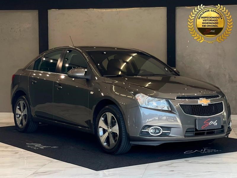 //www.autoline.com.br/carro/chevrolet/cruze-18-sedan-lt-16v-flex-4p-manual/2014/curitiba-pr/25030576