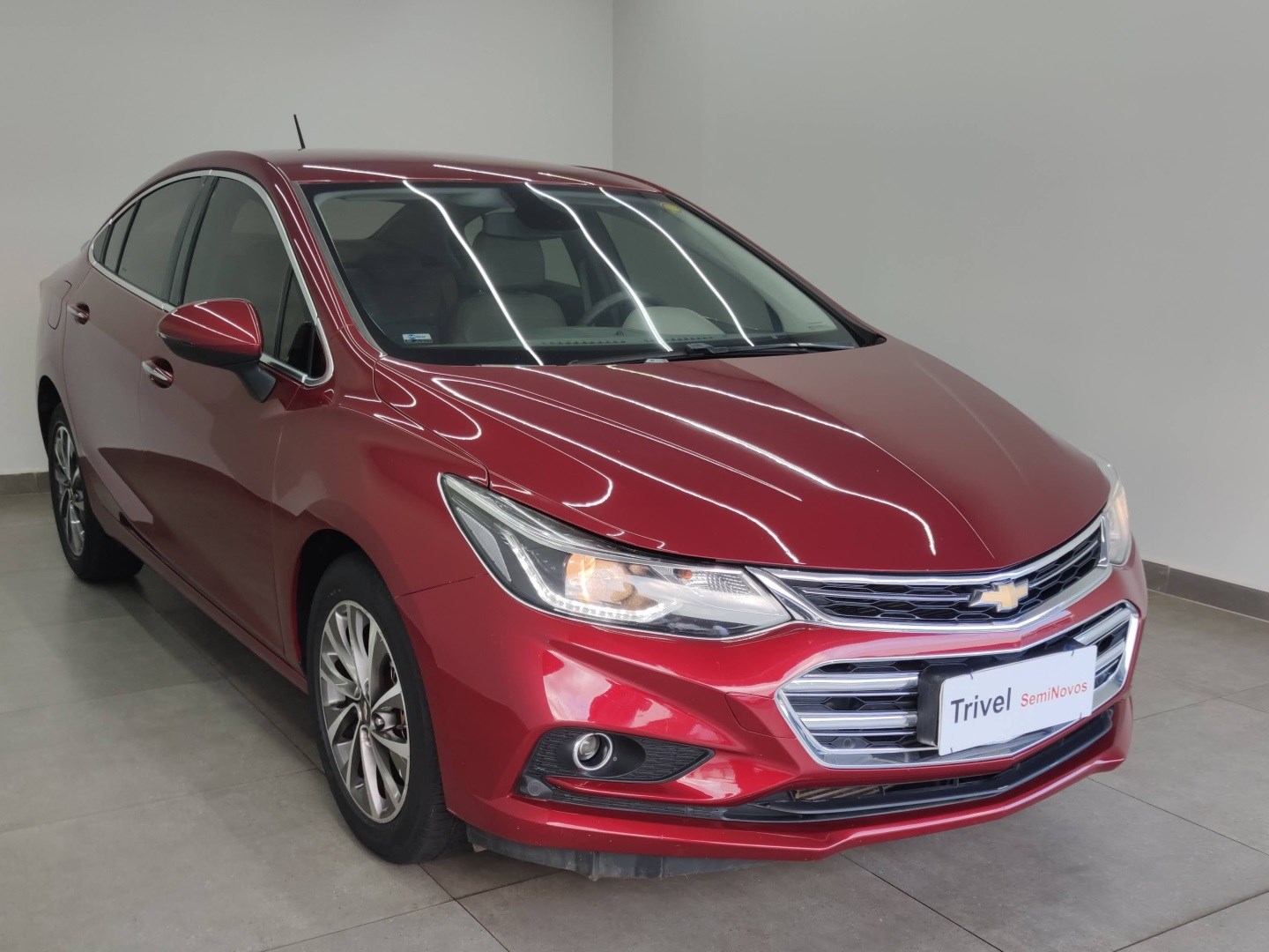 //www.autoline.com.br/carro/chevrolet/cruze-14-sedan-ltz-16v-flex-4p-turbo-automatico/2019/uberlandia-mg/25032226