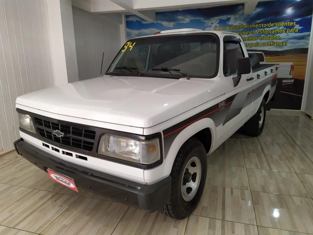 //www.autoline.com.br/carro/chevrolet/d-20-pick-up-40-custom-de-luxe-cabsimp-90cv-2p-diesel-manu/1994/cerro-negro-sc/16603198