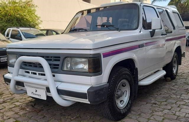 //www.autoline.com.br/carro/chevrolet/d-20-pick-up-40-conquest-cabsimp-90cv-2p-diesel-manual/1994/passo-fundo-rs/17572232