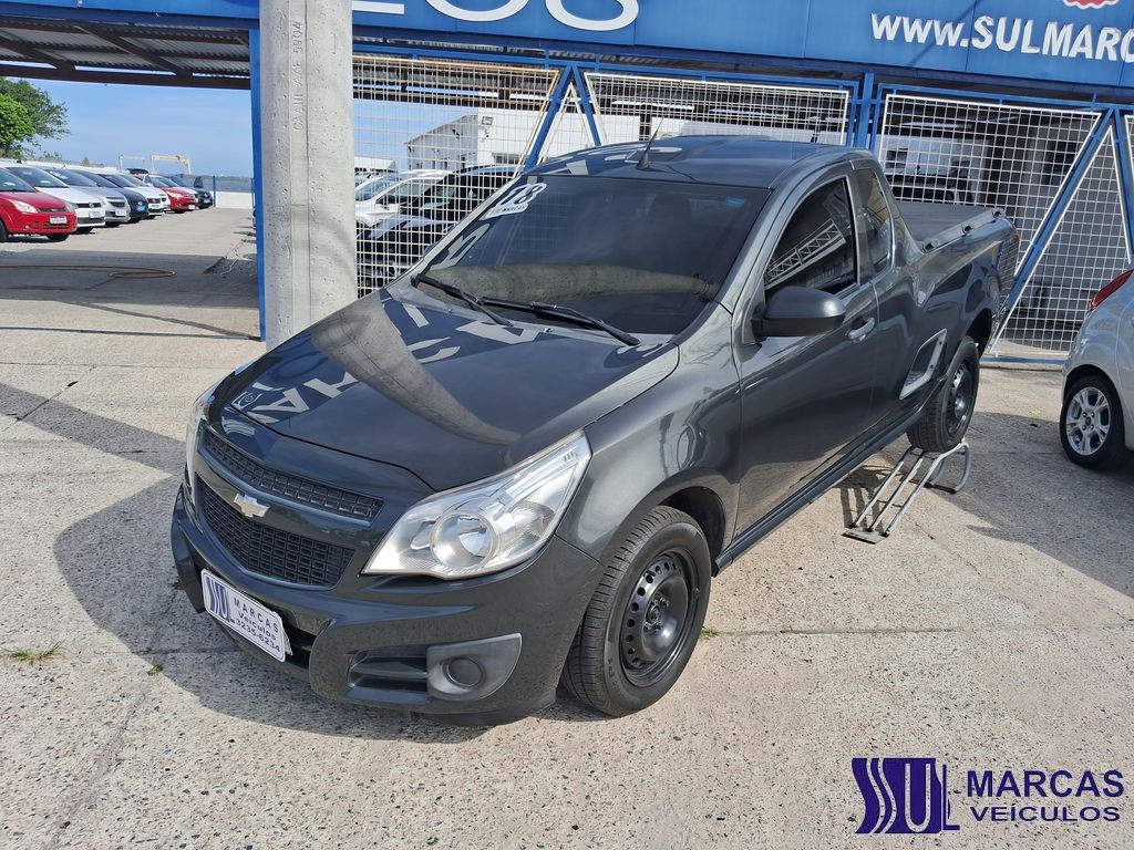 //www.autoline.com.br/carro/chevrolet/montana-14-ls-8v-flex-2p-manual/2018/rio-grande-rs/23552891