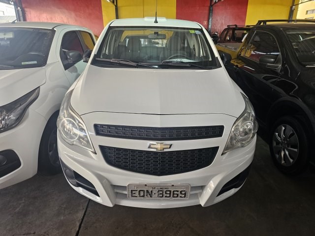 //www.autoline.com.br/carro/chevrolet/montana-14-ls-8v-flex-2p-manual/2019/rio-claro-sp/23775799