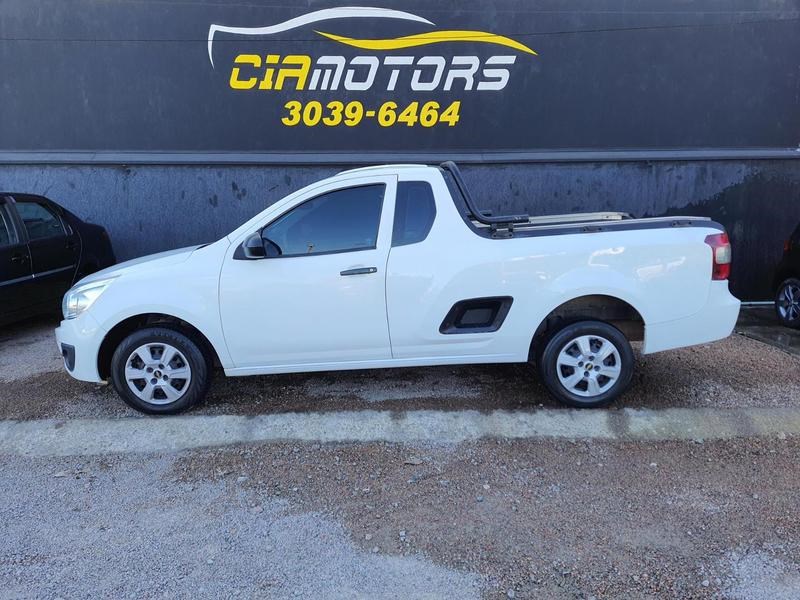 //www.autoline.com.br/carro/chevrolet/montana-14-ls-8v-flex-2p-manual/2015/curitiba-pr/24310500