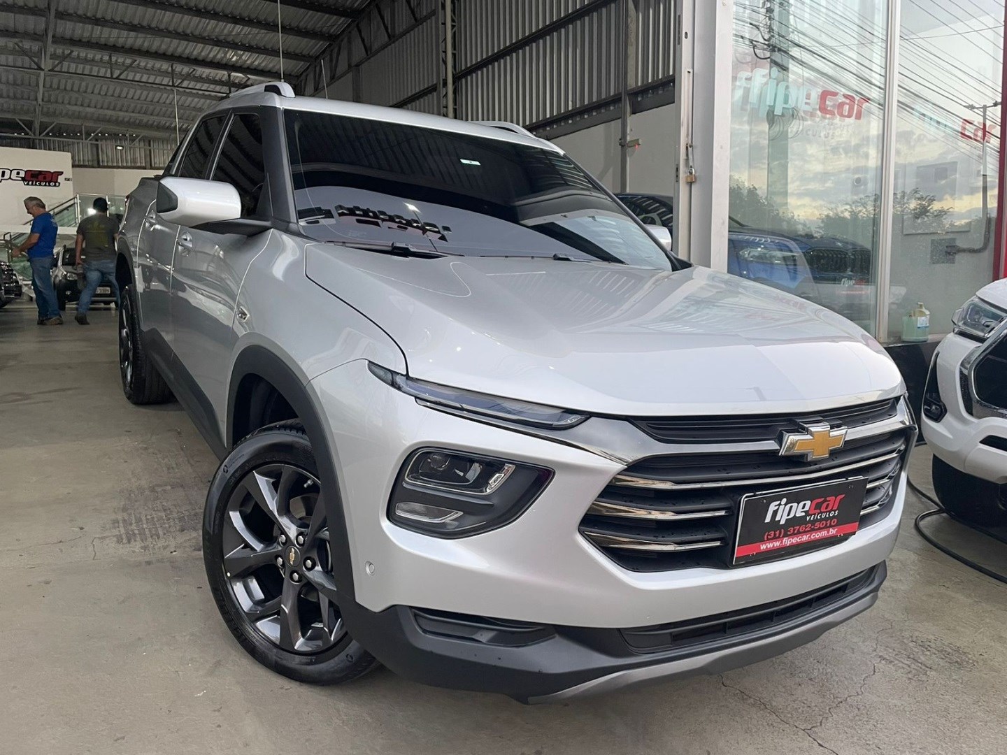 //www.autoline.com.br/carro/chevrolet/montana-12-turbo-premier-12v-flex-4p-automatico/2023/conselheiro-lafaiete-mg/24592211