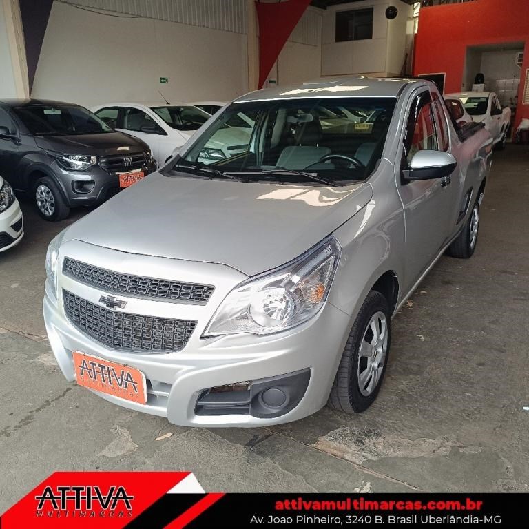 //www.autoline.com.br/carro/chevrolet/montana-14-ls-8v-flex-2p-manual/2015/uberlandia-mg/24629285