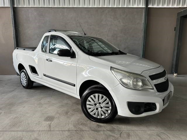 //www.autoline.com.br/carro/chevrolet/montana-14-ls-8v-flex-2p-manual/2015/belo-horizonte-mg/24651356