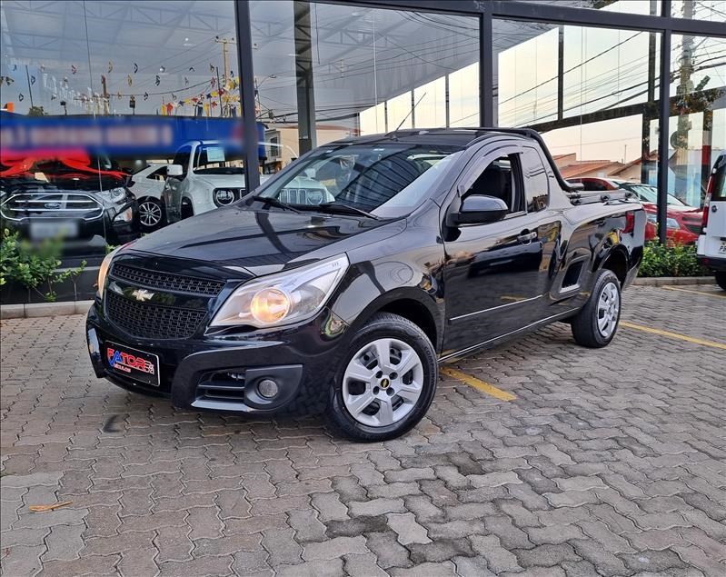 //www.autoline.com.br/carro/chevrolet/montana-14-ls-8v-flex-2p-manual/2015/campinas-sp/24683058