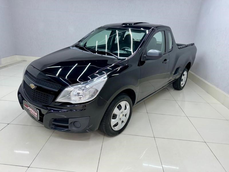 //www.autoline.com.br/carro/chevrolet/montana-14-ls-8v-flex-2p-manual/2017/curitiba-pr/24909164
