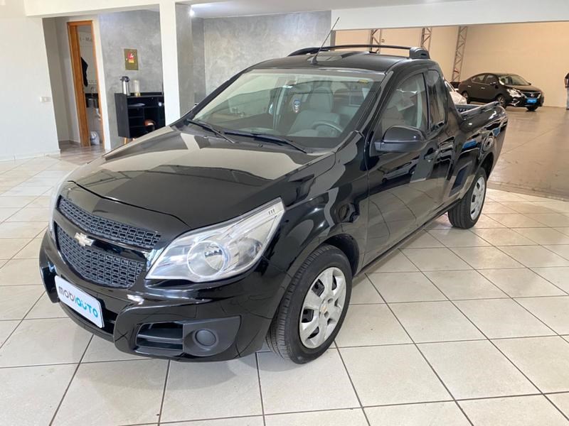 //www.autoline.com.br/carro/chevrolet/montana-14-ls-8v-flex-2p-manual/2014/sarandi-pr/24986976