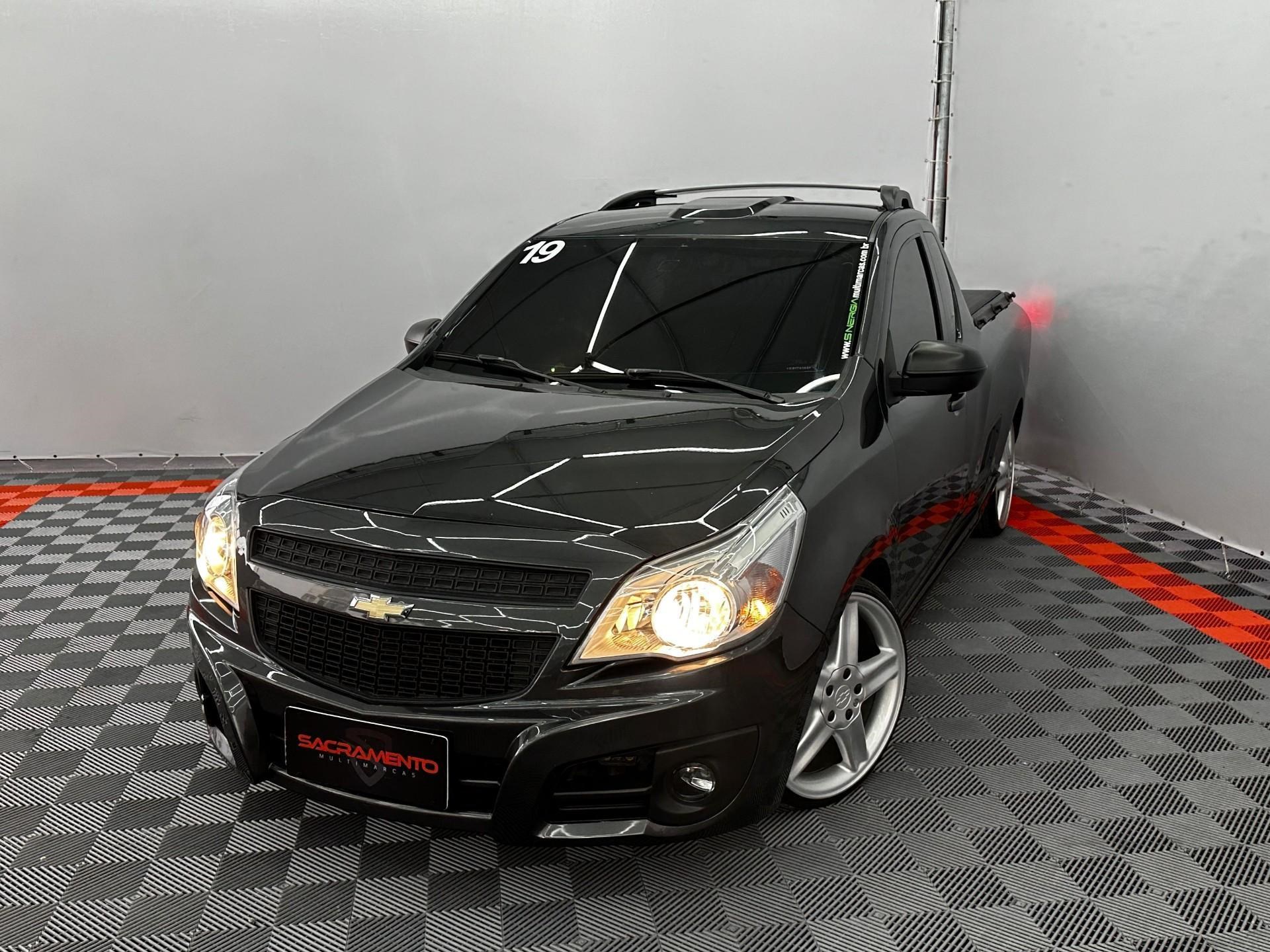 //www.autoline.com.br/carro/chevrolet/montana-14-ls-8v-flex-2p-manual/2019/florianopolis-sc/25006369