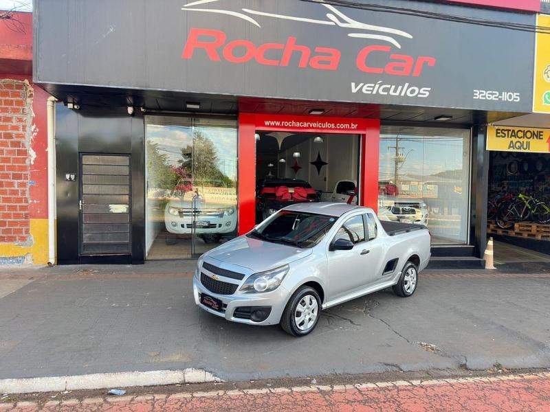 //www.autoline.com.br/carro/chevrolet/montana-14-ls-8v-flex-2p-manual/2018/maringa-pr/25013316