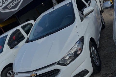 //www.autoline.com.br/carro/chevrolet/onix-10-lt-8v-flex-4p-manual/2018/brasilia-df/17709287