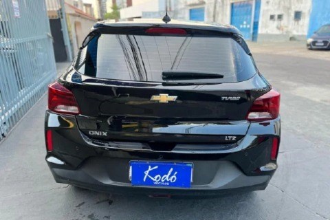 //www.autoline.com.br/carro/chevrolet/onix-10-turbo-ltz-12v-flex-4p-manual/2020/manaus-am/21650250