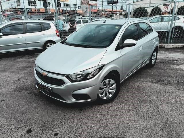 //www.autoline.com.br/carro/chevrolet/onix-10-12v-flex-4p-manual/2020/porto-alegre-rs/21941580