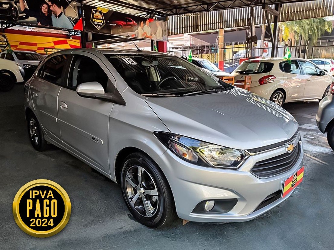 //www.autoline.com.br/carro/chevrolet/onix-14-ltz-8v-flex-4p-automatico/2018/ribeirao-preto-sp/23360894