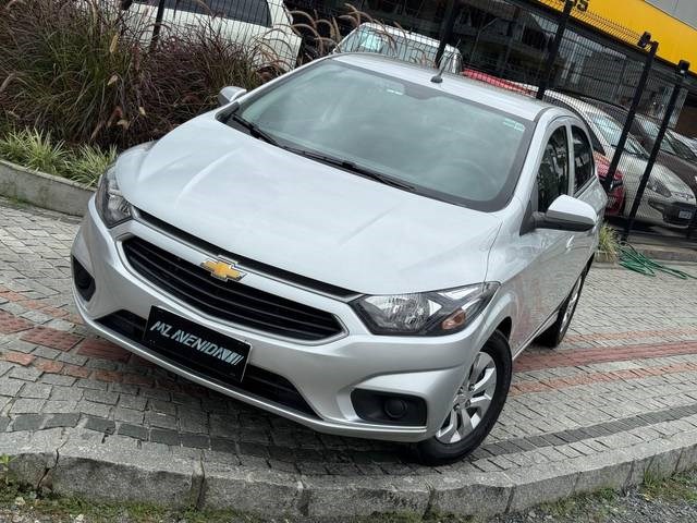 //www.autoline.com.br/carro/chevrolet/onix-10-lt-8v-flex-4p-manual/2019/joinville-sc/23517613