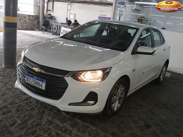 //www.autoline.com.br/carro/chevrolet/onix-10-lt-12v-flex-4p-manual/2022/recife-pe/23717630