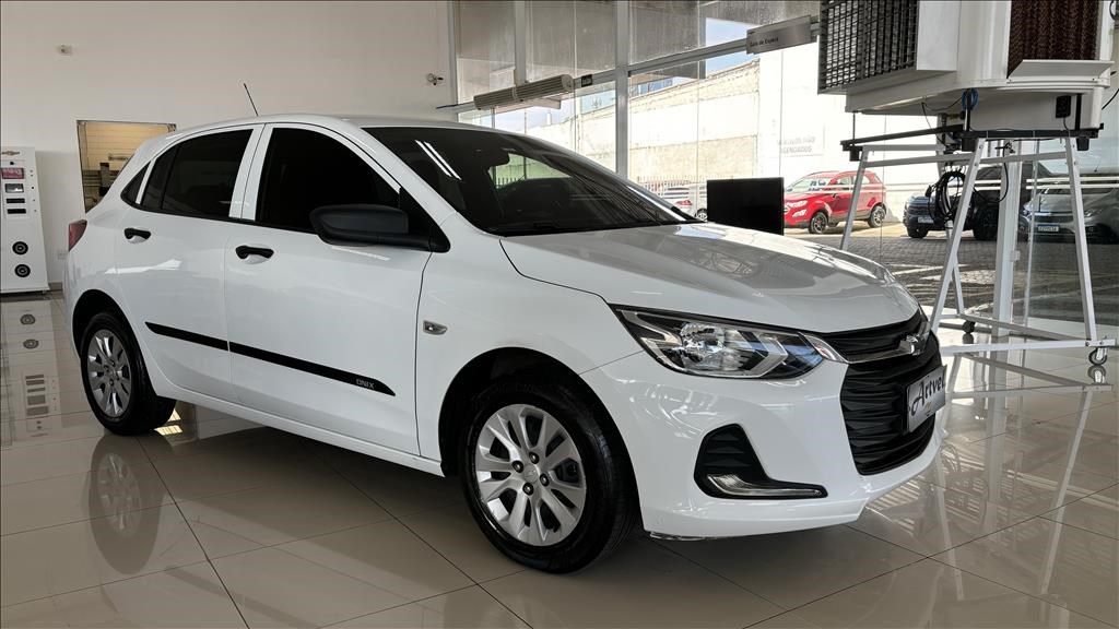 //www.autoline.com.br/carro/chevrolet/onix-10-turbo-12v-flex-4p-automatico/2022/mogi-guacu-sp/23718691