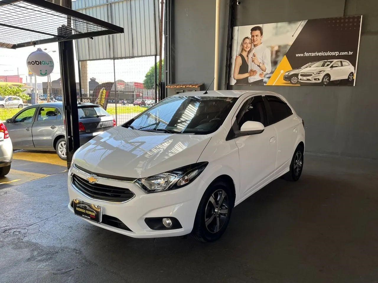 //www.autoline.com.br/carro/chevrolet/onix-14-ltz-8v-flex-4p-manual/2017/ribeirao-preto-sp/23888402