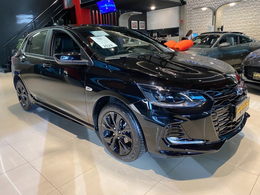 //www.autoline.com.br/carro/chevrolet/onix-10-turbo-rs-12v-flex-4p-automatico/2024/curitiba-pr/24228688