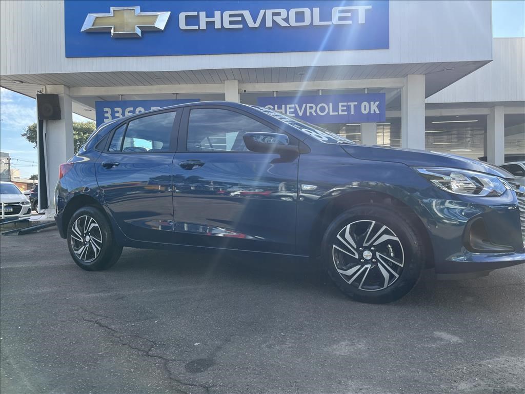 //www.autoline.com.br/carro/chevrolet/onix-10-lt-12v-flex-4p-manual/2025/curitiba-pr/24357983