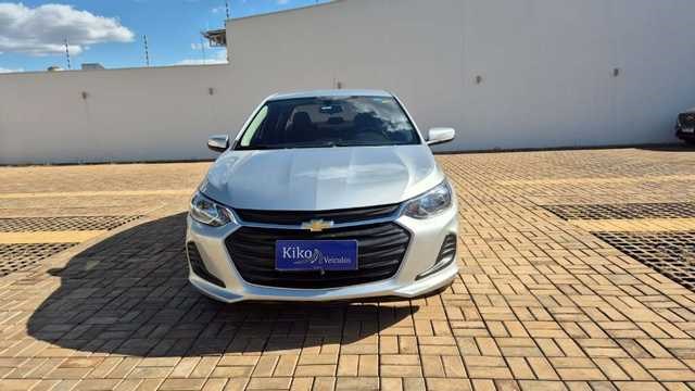 //www.autoline.com.br/carro/chevrolet/onix-10-lt-12v-flex-4p-manual/2020/tangara-da-serra-mt/24372571