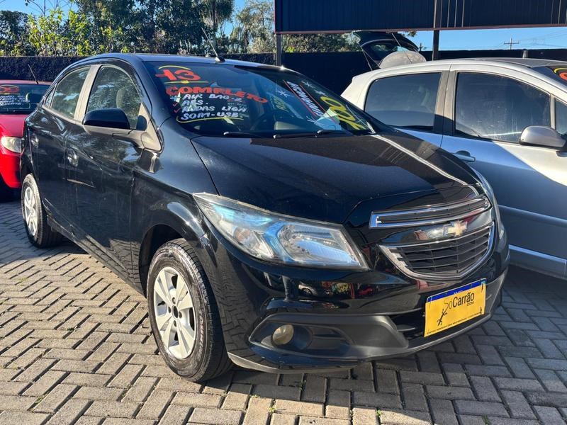 //www.autoline.com.br/carro/chevrolet/onix-10-lt-8v-flex-4p-manual/2013/sao-jose-dos-pinhais-pr/24418939