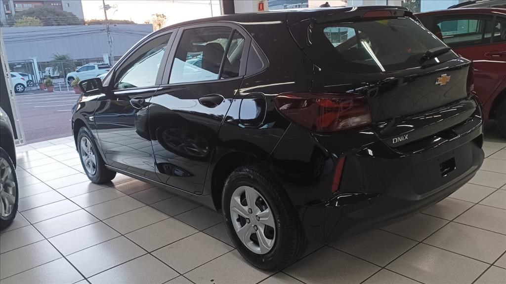 //www.autoline.com.br/carro/chevrolet/onix-10-12v-flex-4p-manual/2025/curitiba-pr/24434119