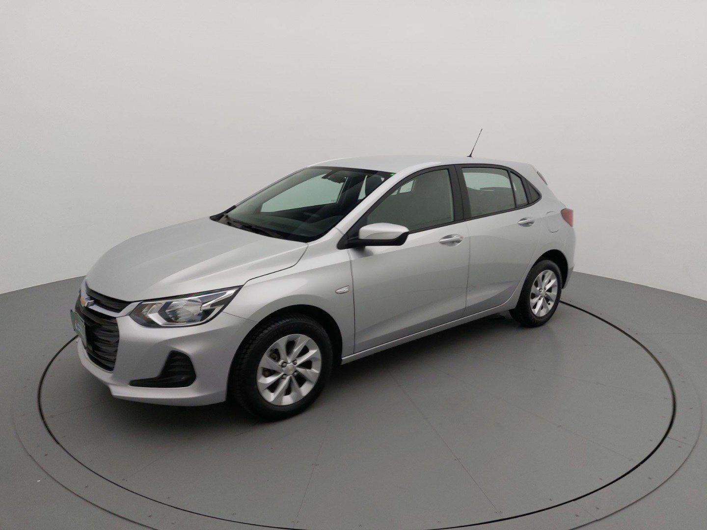 //www.autoline.com.br/carro/chevrolet/onix-10-lt-12v-flex-4p-manual/2023/sao-paulo-sp/24634202