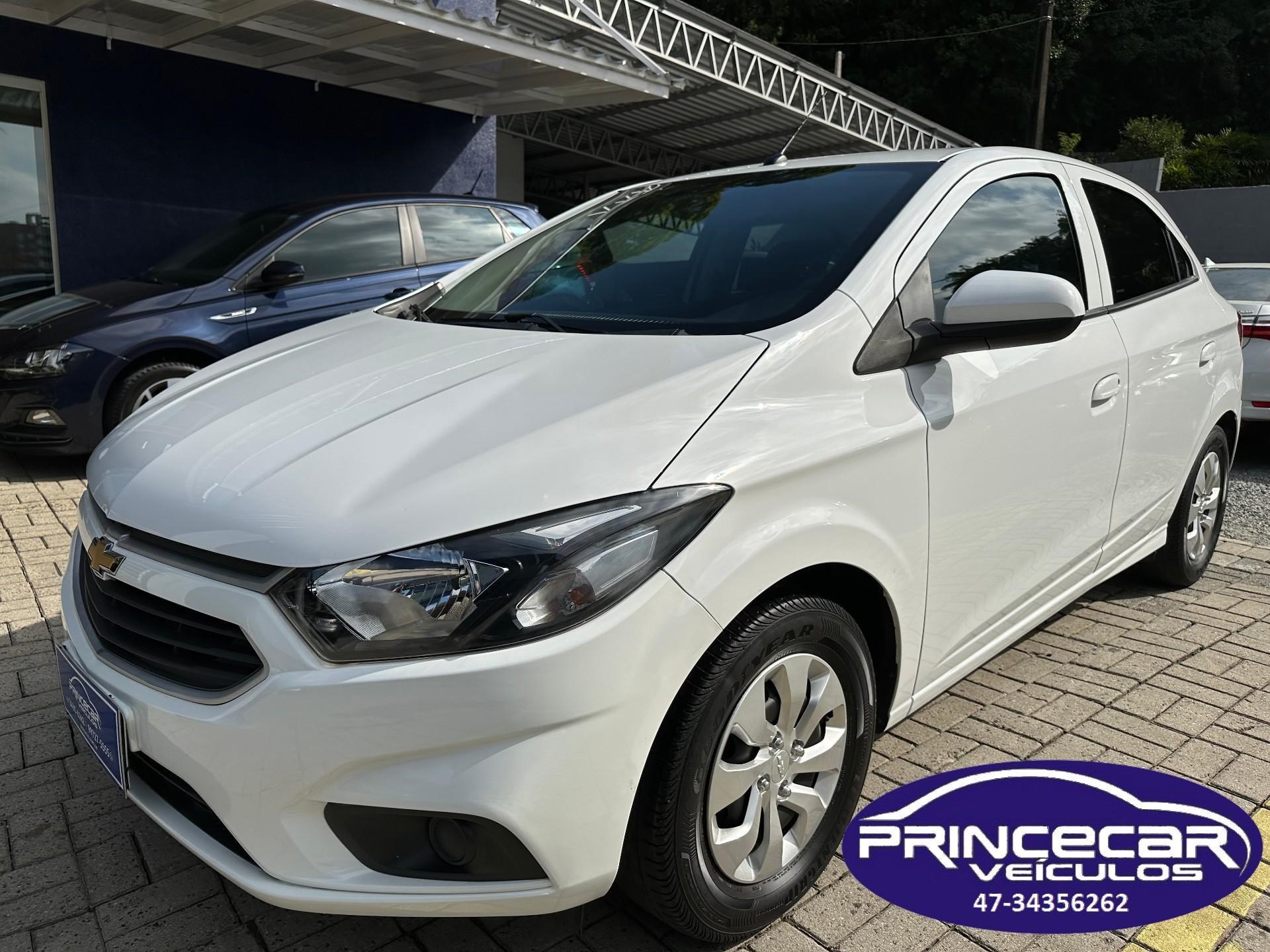 //www.autoline.com.br/carro/chevrolet/onix-10-lt-8v-flex-4p-manual/2017/joinville-sc/24636175