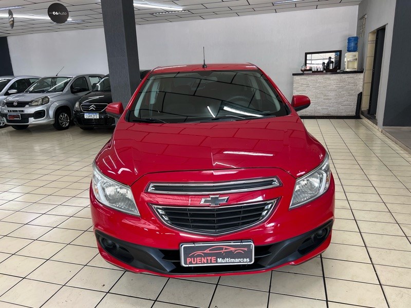 //www.autoline.com.br/carro/chevrolet/onix-10-lt-8v-flex-4p-manual/2013/jundiai-sp/24705779