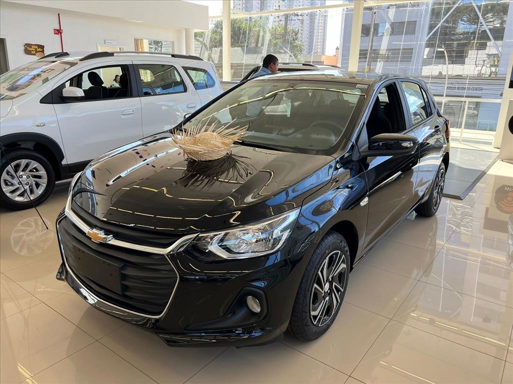 //www.autoline.com.br/carro/chevrolet/onix-10-turbo-lt-12v-flex-4p-automatico/2025/curitiba-pr/24739312