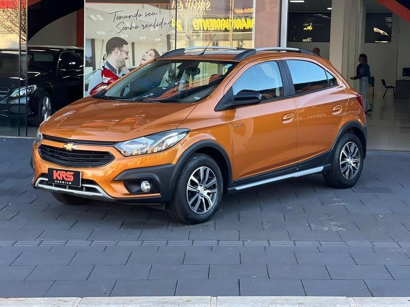 //www.autoline.com.br/carro/chevrolet/onix-14-activ-8v-flex-4p-manual/2017/cascavel-pr/24767523