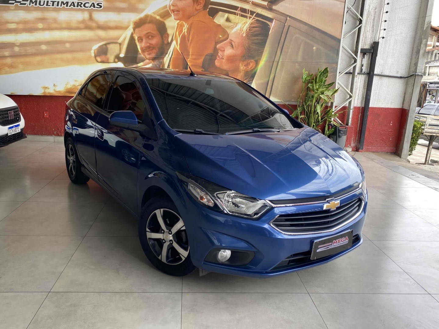 //www.autoline.com.br/carro/chevrolet/onix-14-ltz-8v-flex-4p-automatico/2019/manaus-am/24817778