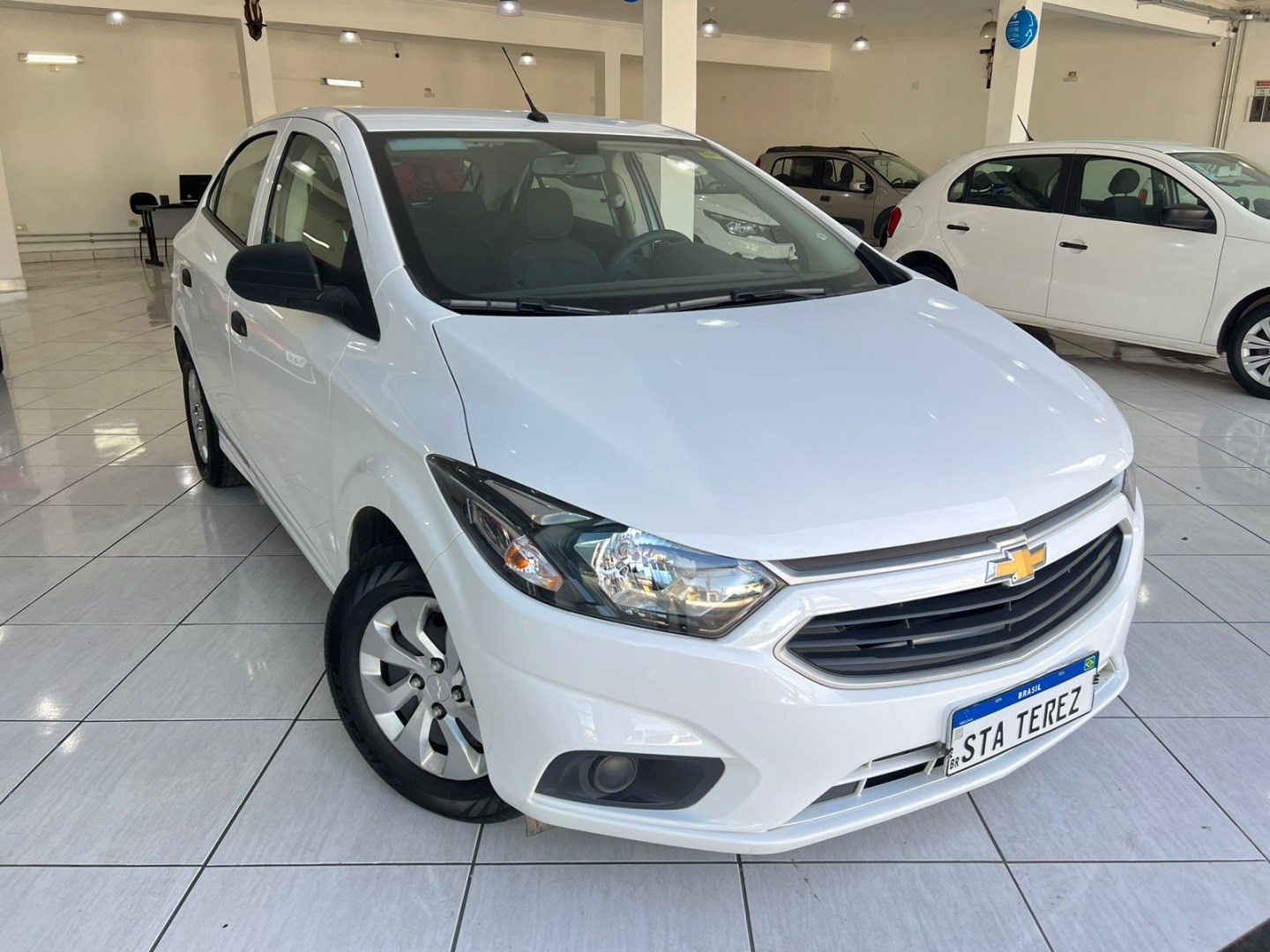 //www.autoline.com.br/carro/chevrolet/onix-10-12v-flex-4p-manual/2020/taubate-sp/24819170