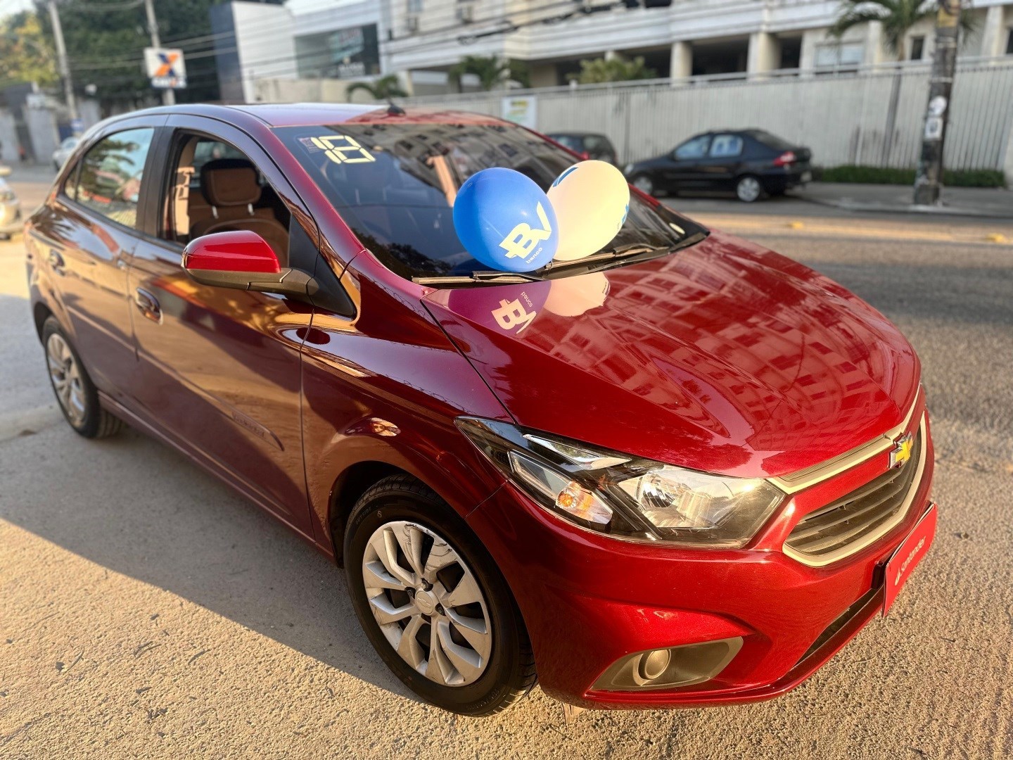 //www.autoline.com.br/carro/chevrolet/onix-14-lt-8v-flex-4p-manual/2018/rio-de-janeiro-rj/24821682
