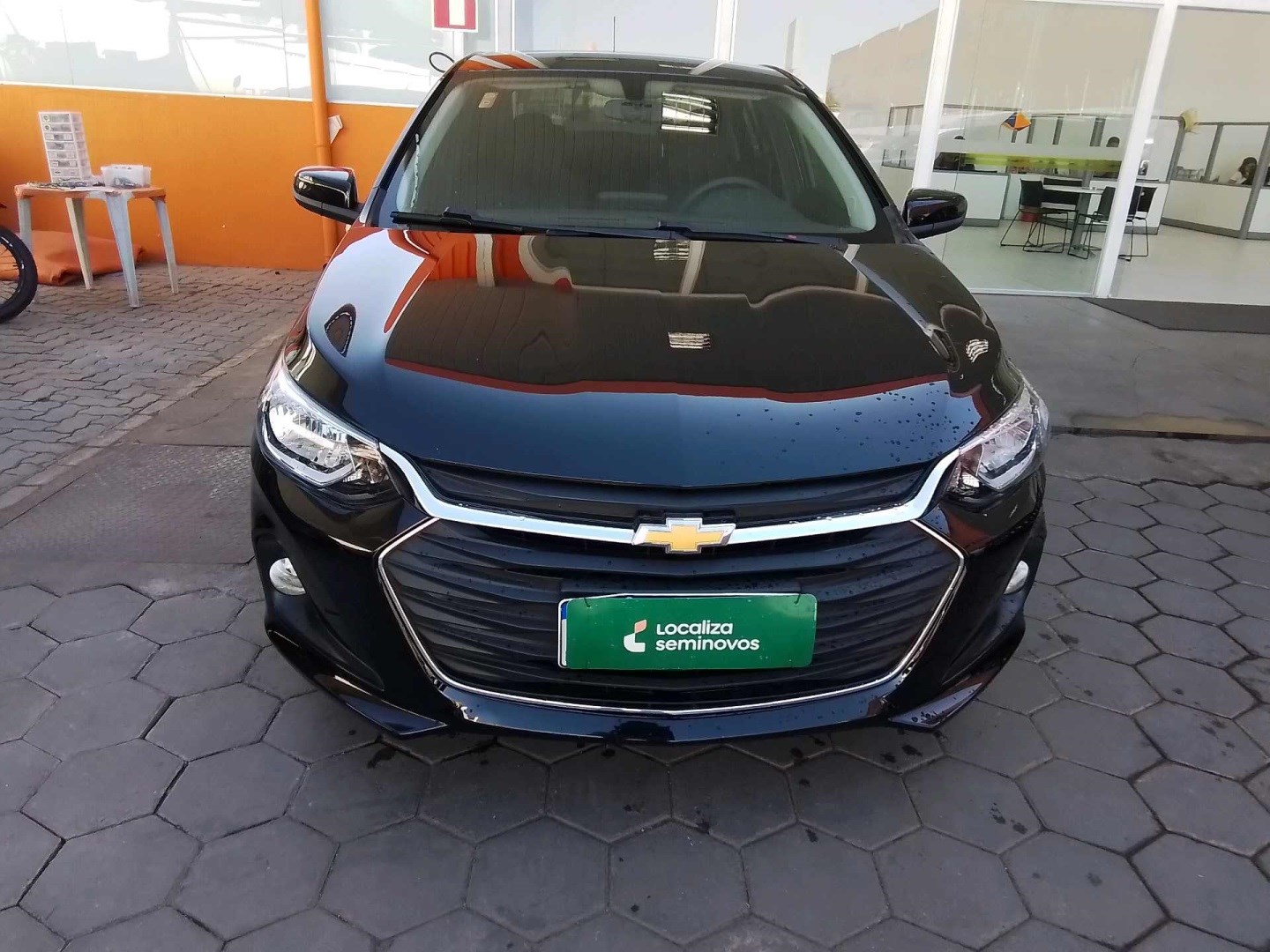 //www.autoline.com.br/carro/chevrolet/onix-10-turbo-ltz-12v-flex-4p-manual/2023/brasilia-df/24872459