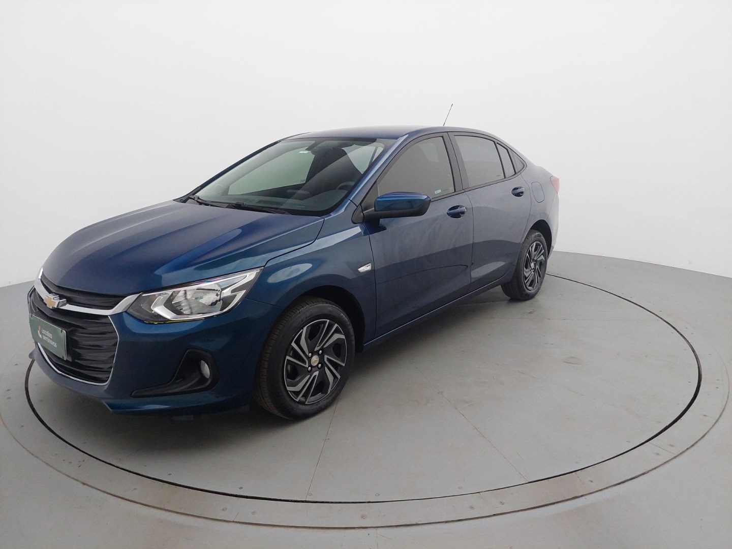 //www.autoline.com.br/carro/chevrolet/onix-10-turbo-12v-flex-4p-automatico/2024/goiania-go/24873993