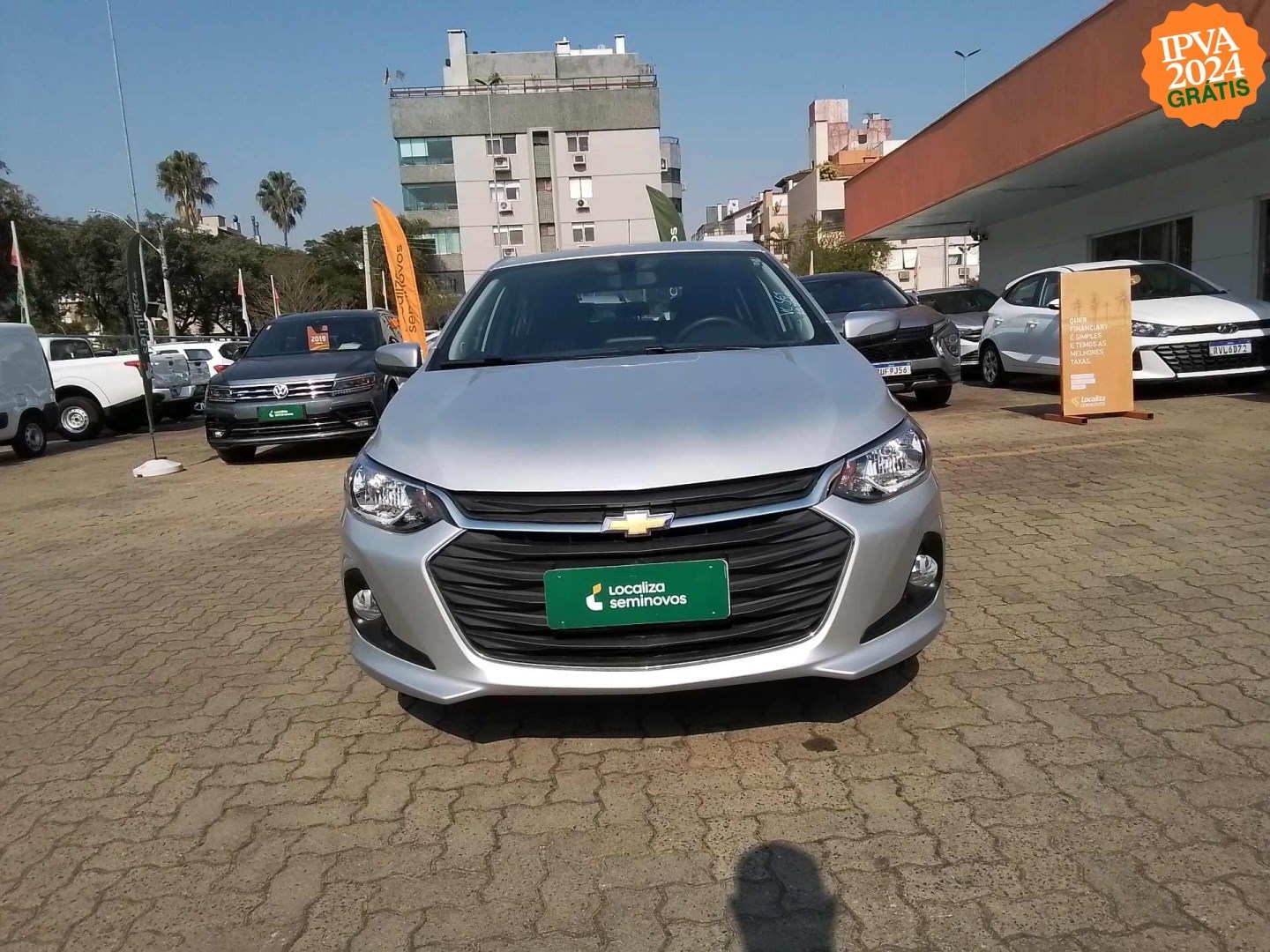 //www.autoline.com.br/carro/chevrolet/onix-10-turbo-ltz-12v-flex-4p-manual/2023/porto-alegre-rs/24904863