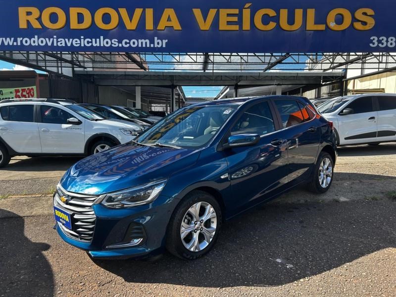 //www.autoline.com.br/carro/chevrolet/onix-10-turbo-premier-12v-flex-4p-automatico/2020/brasilia-df/24939652
