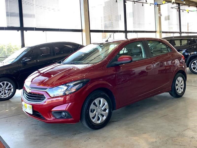 //www.autoline.com.br/carro/chevrolet/onix-10-lt-8v-flex-4p-manual/2019/wenceslau-braz-pr/24947561