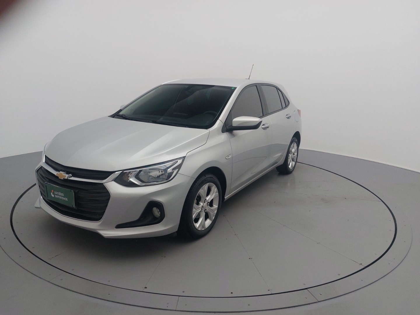 //www.autoline.com.br/carro/chevrolet/onix-10-turbo-ltz-12v-flex-4p-manual/2023/sao-paulo-sp/24956576