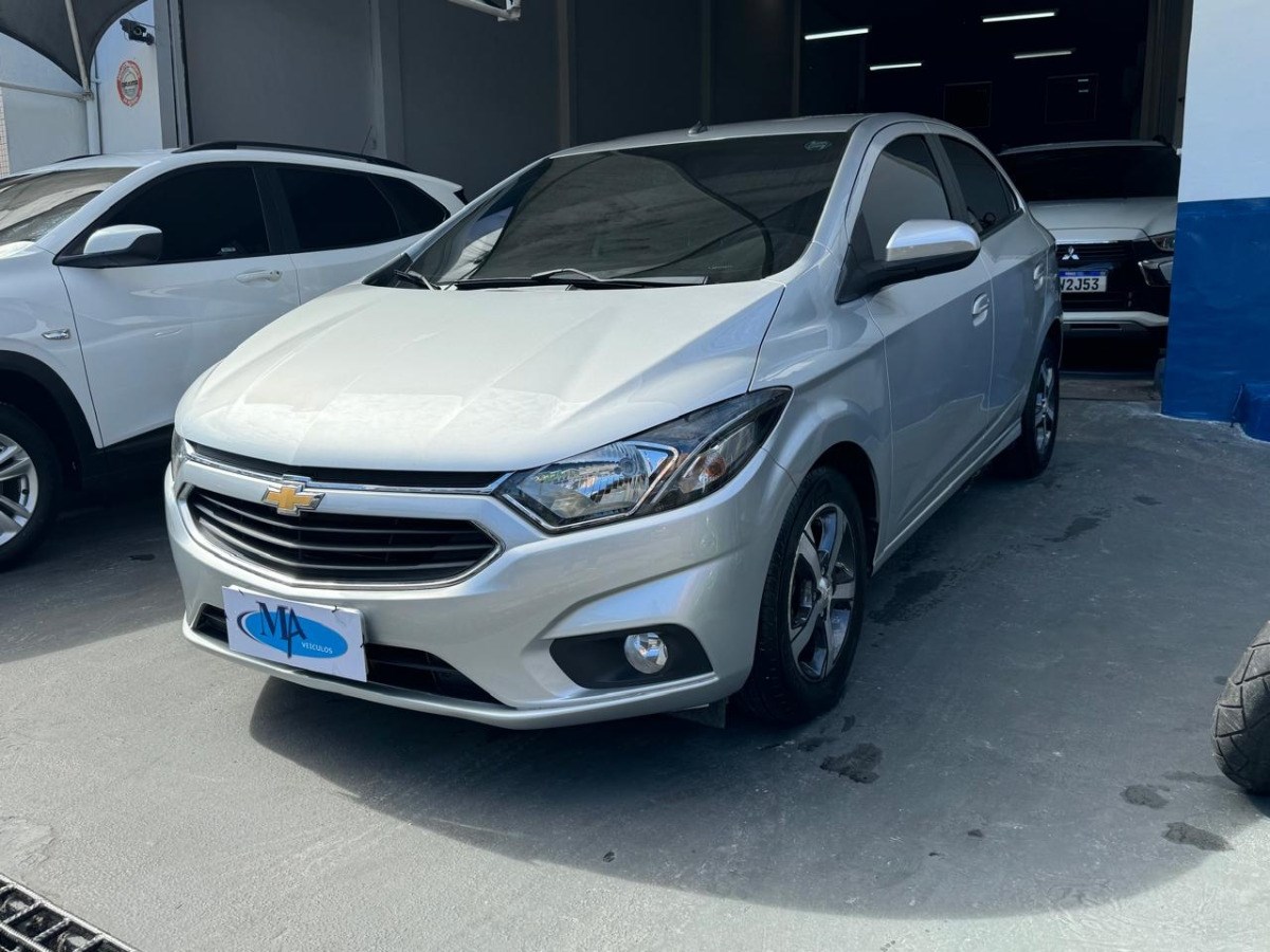 //www.autoline.com.br/carro/chevrolet/onix-14-ltz-8v-flex-4p-automatico/2018/belem-pa/24957905