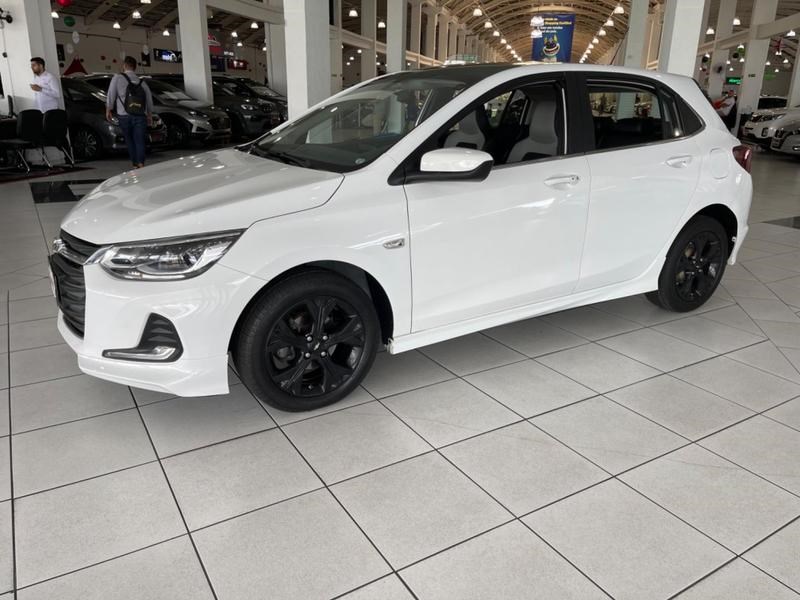 //www.autoline.com.br/carro/chevrolet/onix-10-turbo-premier-12v-flex-4p-automatico/2020/curitiba-pr/24967179