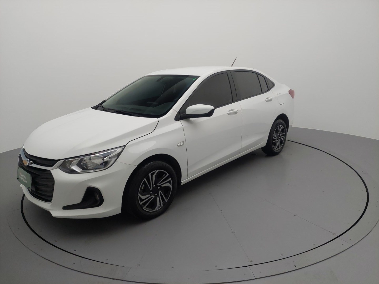 //www.autoline.com.br/carro/chevrolet/onix-10-lt-12v-flex-4p-manual/2024/sao-paulo-sp/24978527