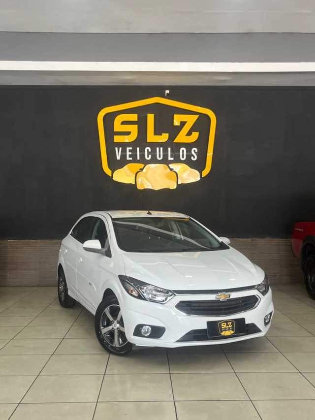 //www.autoline.com.br/carro/chevrolet/onix-14-ltz-8v-flex-4p-automatico/2018/sao-luis-ma/24983236