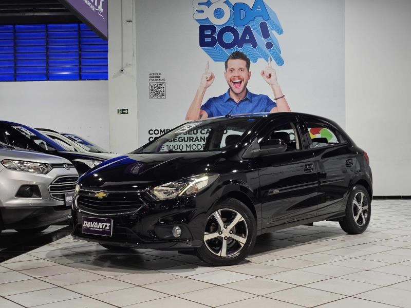 //www.autoline.com.br/carro/chevrolet/onix-14-ltz-8v-flex-4p-automatico/2019/sao-paulo-sp/24987806