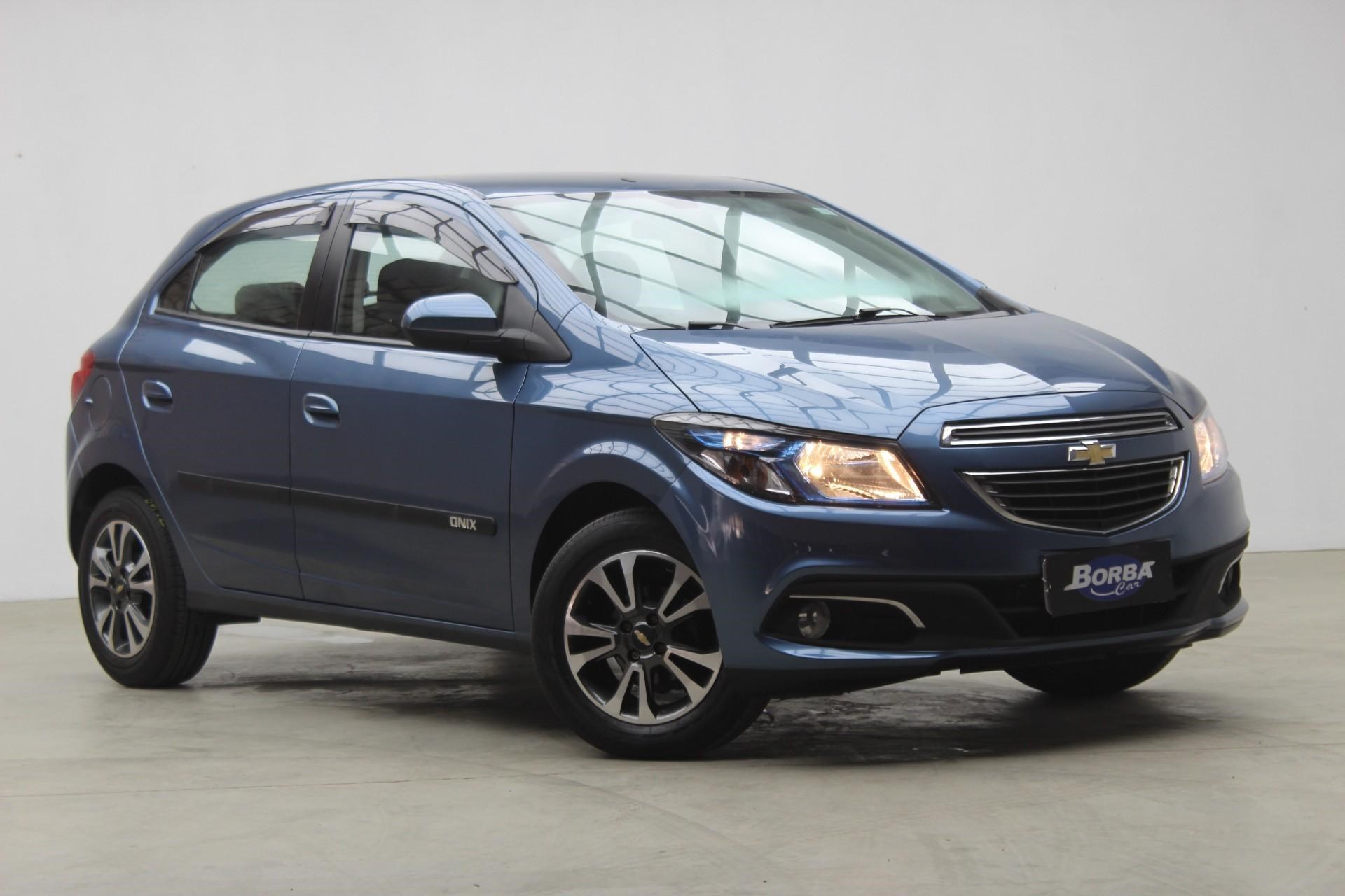 //www.autoline.com.br/carro/chevrolet/onix-14-lt-8v-flex-4p-manual/2015/rio-do-sul-sc/24992052